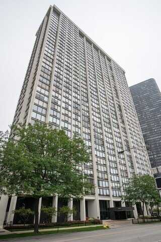 5445 N Sheridan Road, Chicago, IL 60640