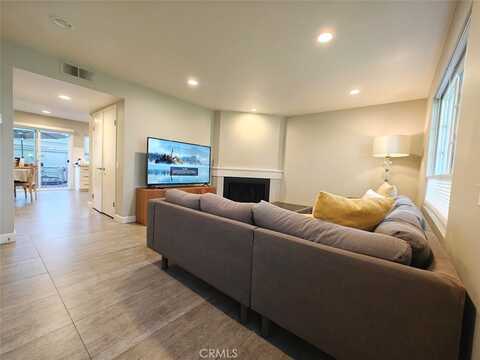 69 Thicket, Irvine, CA 92614