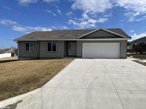 629 Meadow Lane, Carroll, IA 51401