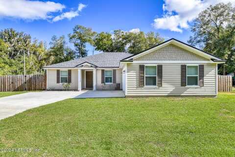 2401 FAIRWAY Drive, Palatka, FL 32177