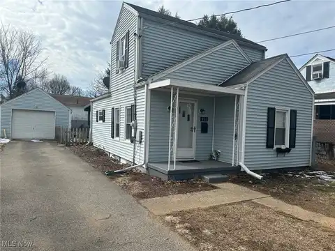 806 38th Street, Vienna, WV 26105