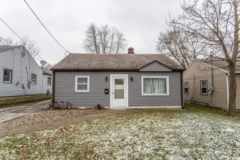 33 Mcdonald Avenue, Niles, OH 44446