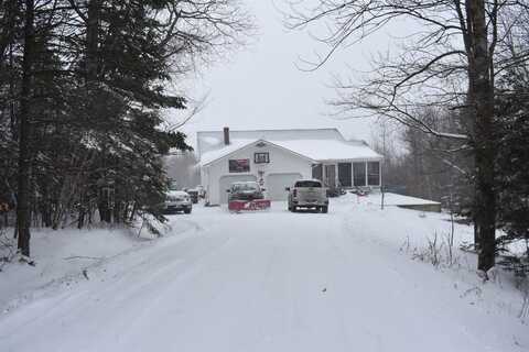 162 Stephenson Heights, Irasburg, VT 05845