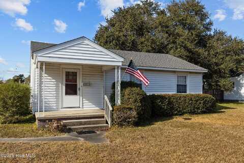 905 N 20th Street, Morehead City, NC 28557