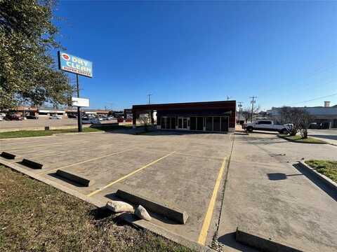 1911 N Loy Lake Road, Sherman, TX 75090