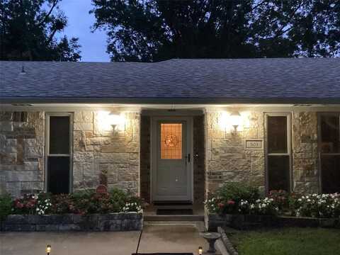 503 Mockingbird Street, Bonham, TX 75418