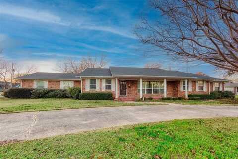 510 S Irick Street, Pilot Point, TX 76258