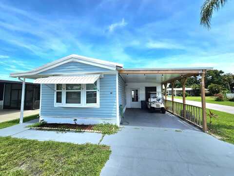 41 Andrew Jackson Ln., North Fort Myers, FL 33917