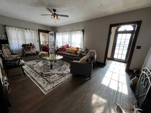308 24th Street, Wilson, KS 67490
