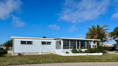 932 Desirade, Venice, FL 34285