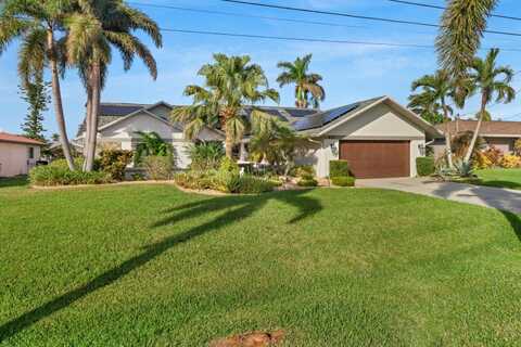 621 SE 33rd Ter, Cape Coral, FL 33904