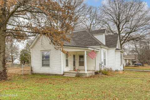 809 Tilden Avenue, Golden City, MO 64748