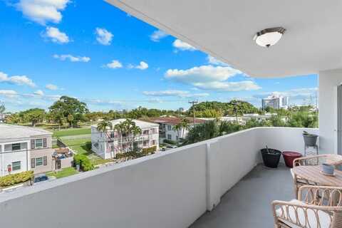 130 S Shore Dr, Miami Beach, FL 33141