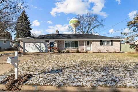 2200 RASMUSSEN Place, GREEN BAY, WI 54304