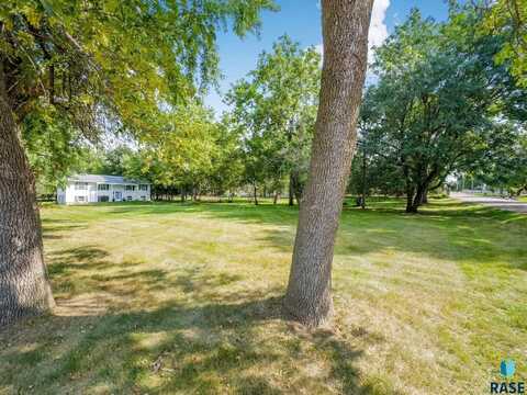 2894 E Old Orchard Trl, Sioux Falls, SD 57103