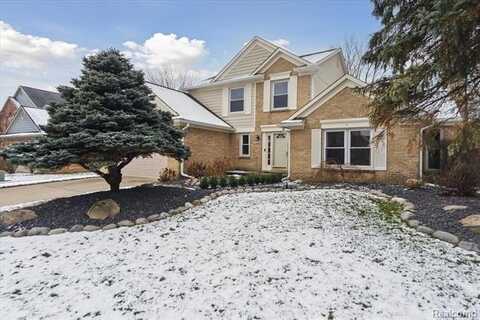 22727 Foxmoor Drive, Novi, MI 48374