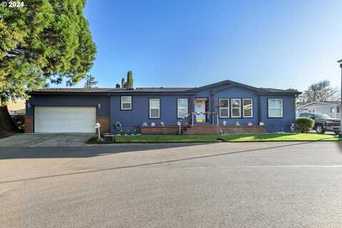 835 SE 1ST AVE, Canby, OR 97013