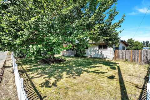5189 SE LA MESA WAY, Milwaukie, OR 97267