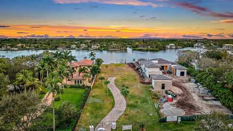 5548 Pennock Point Road, Jupiter, FL 33458