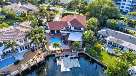 907 Hyacinth Drive, Delray Beach, FL 33483