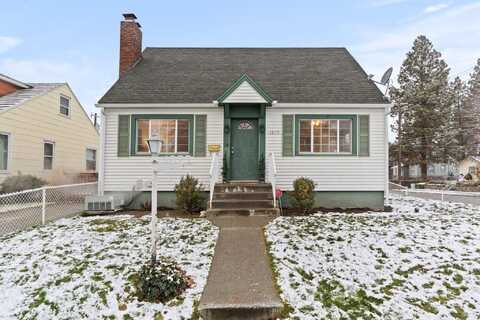 4829 N Hawthorne St, Spokane, WA 99205