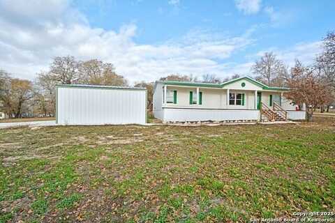 185 ENCINO TORCIDO, Adkins, TX 78101