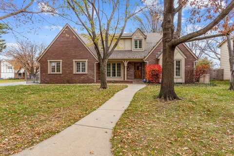 7559 E Oxford Ct, Wichita, KS 67226