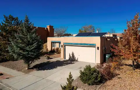 1933 Morris Place, Santa Fe, NM 87505