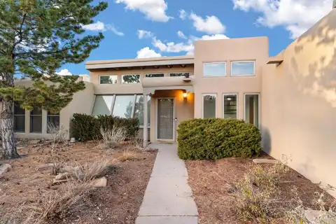 2801 Calle Campeon, Santa Fe, NM 87505