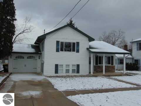 638 Church, Grand Ledge, MI 48837