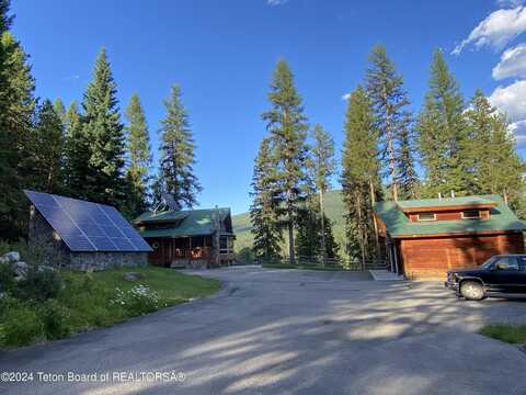 37258 YAAK RIVER ROAD, Yaak, MT 59935