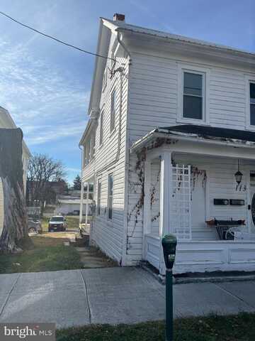 113 JOHN STREET W, MARTINSBURG, WV 25401