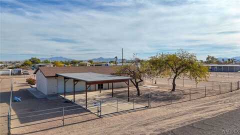 12698 S Apache Parkway, Topock, AZ 86436