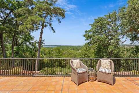 8257 Forest Ridge Drive, Woodway, TX 76712