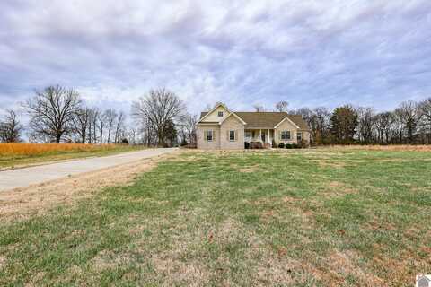 205 Bell Ln, Paducah, KY 42003