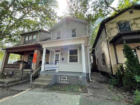 1203 4th Ave, Beaver Falls, PA 15010