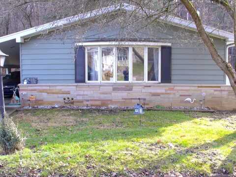 100 Saint Charles St, Nelsonville, OH 45716