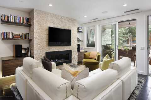 100 E Cooper Avenue, Aspen, CO 81611