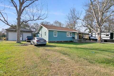 495 Elm Street, Sour Lake, TX 77659