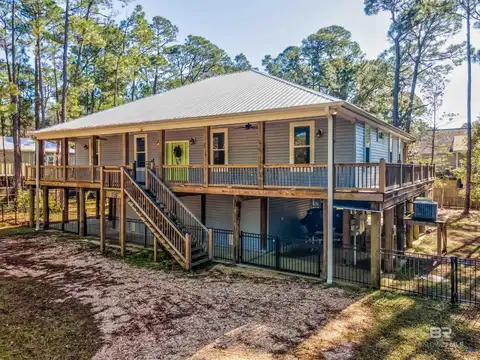 407 Chenault Avenue, Dauphin Island, AL 36528