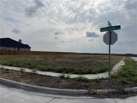 1517 Gemini Acres Drive, Corpus Christi, TX 78415