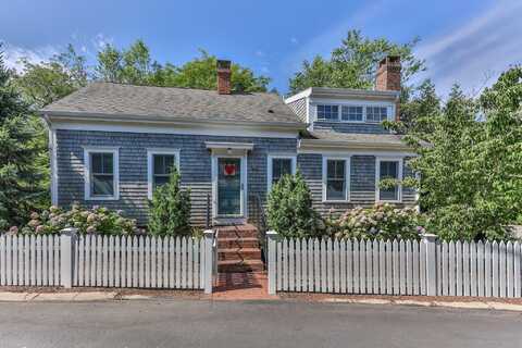 34 Alden Street, Provincetown, MA 02657