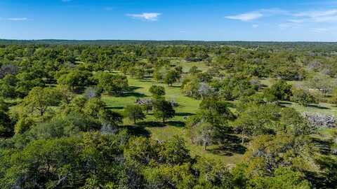 215 Dally Rd, Fredericksburg, TX 78624