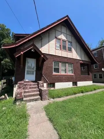 634 Greenwood Avenue, Cincinnati, OH 45229