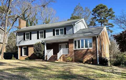 1364 5th Street Circle NW, Hickory, NC 28601