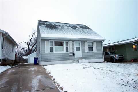 513 41st Street NE, Cedar Rapids, IA 52402