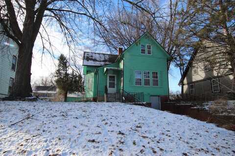 520 6th Street, West Des Moines, IA 50265