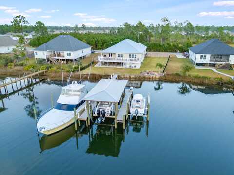 353 Confidence Way, Southport, FL 32409