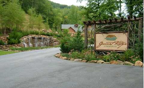 Garnet Rd, Sylva, NC 28779