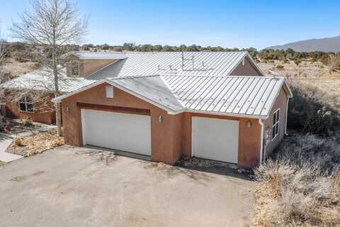 20 VALLECITOS Loop, Tijeras, NM 87059